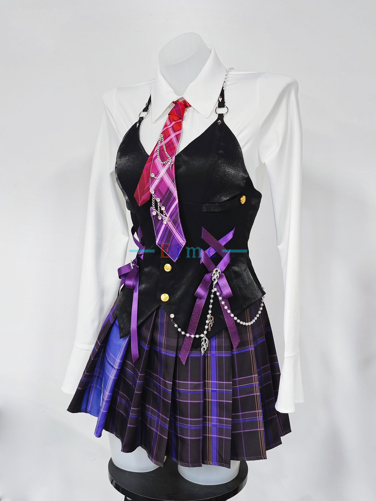 Game Naraka Bladepoint Tarka J - Anime Cosplay Show recension och pris